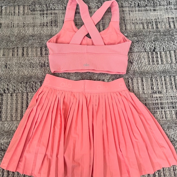Alo Set: Aces Tennis Skirt (S) Crop Bra Top (S) Pink Strawberry Lemonade - Picture 4 of 8